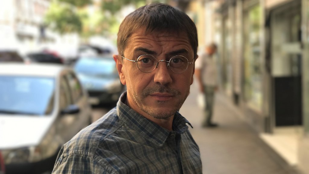Pendejadas (y horrorosas ignorancias) de Juan Carlos Monedero (artículo de Sant Roz)