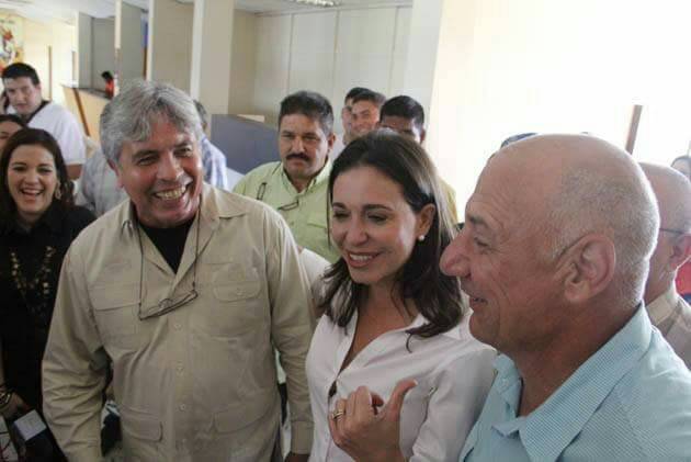 El beso mortal entre la burguesía revolucionaria y el capitalismo popular