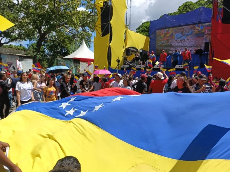 Nos movilizamos en el marco de la Gran Marcha Antiimperialista...