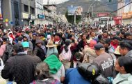 La putica de Daniel Noboa en medio de una gran  crisis social, con represión policial y manipulación informativa en medio del paro...
