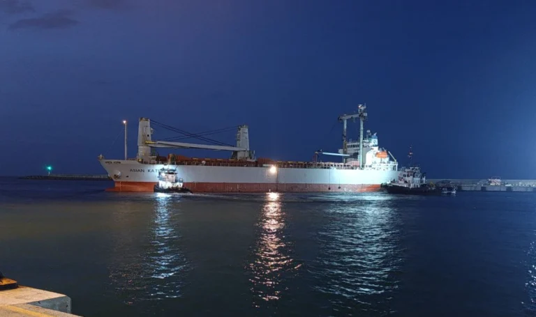 Venezuela envía 2.531 toneladas de ayuda humanitaria, segundo barco a Cuba tras paso de Huracán Melissa...