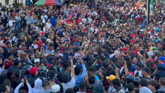 Y nosotros aquí celebrando con el Presidente Nicolás Maduro, la Marcha Comunera...