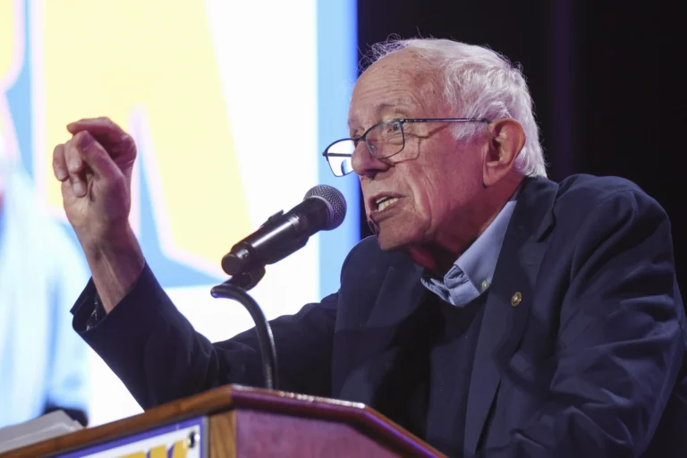 Bernie Sanders condena operaciones militares de Trump en el Caribe contra Venezuela...