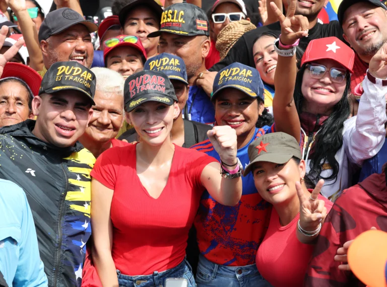 Aquí la lucha es entre Venezuela y la anti-Venezuela...