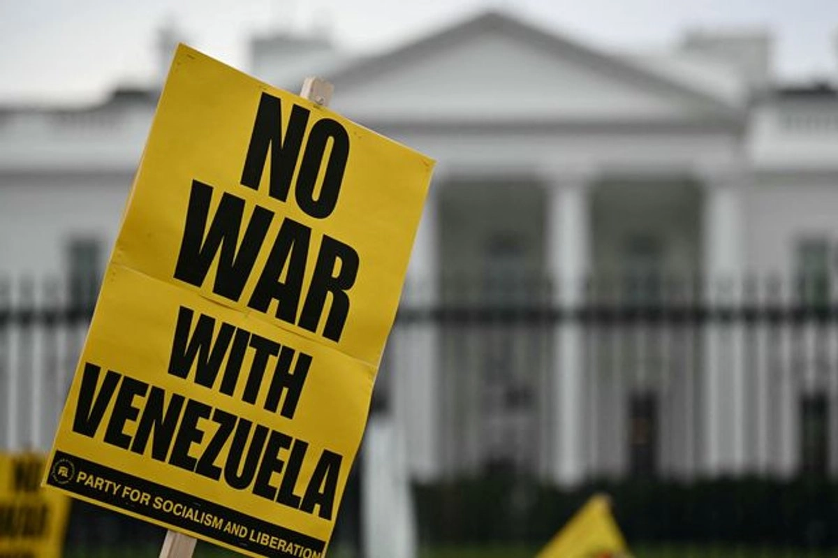 Elliott Abrams presiona a Trump