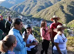 Vea al Presidente Nicolás Maduro en su visita a la comuna en Macarao