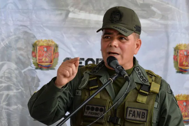 Padrino López anuncia revisión profunda de procesos en la FANB...